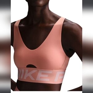NWT Nike Pro Indy Plunge Sports Bra Size S SKU HF7324 844